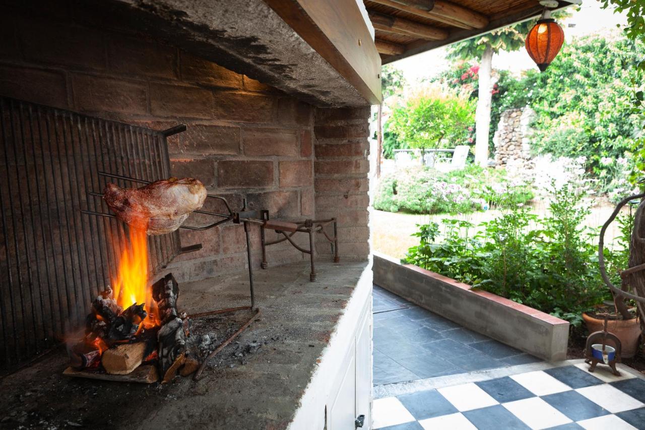 Posada De Rosas Мендоса Екстер'єр фото